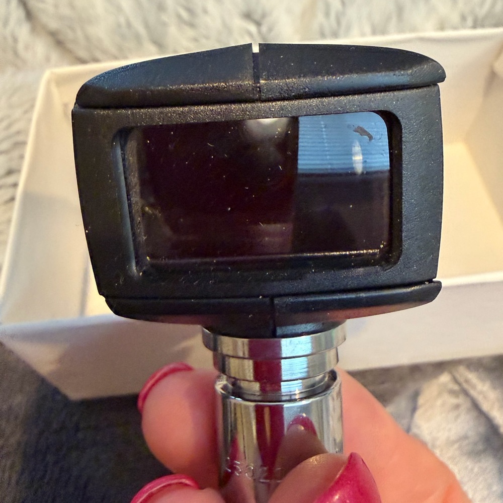 Black and Silver Otoscope Head - Diagnostic Ear Exam Tool - Picture 3 of 6